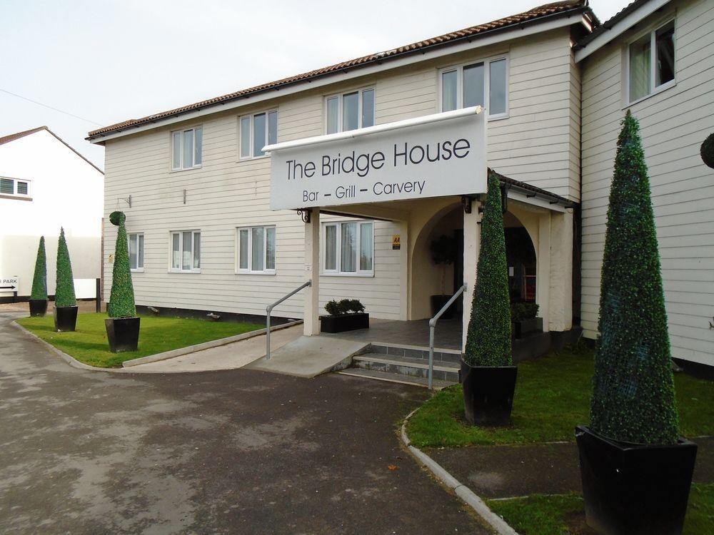 Отель The Bridge House; Bw Signature Collection 3*