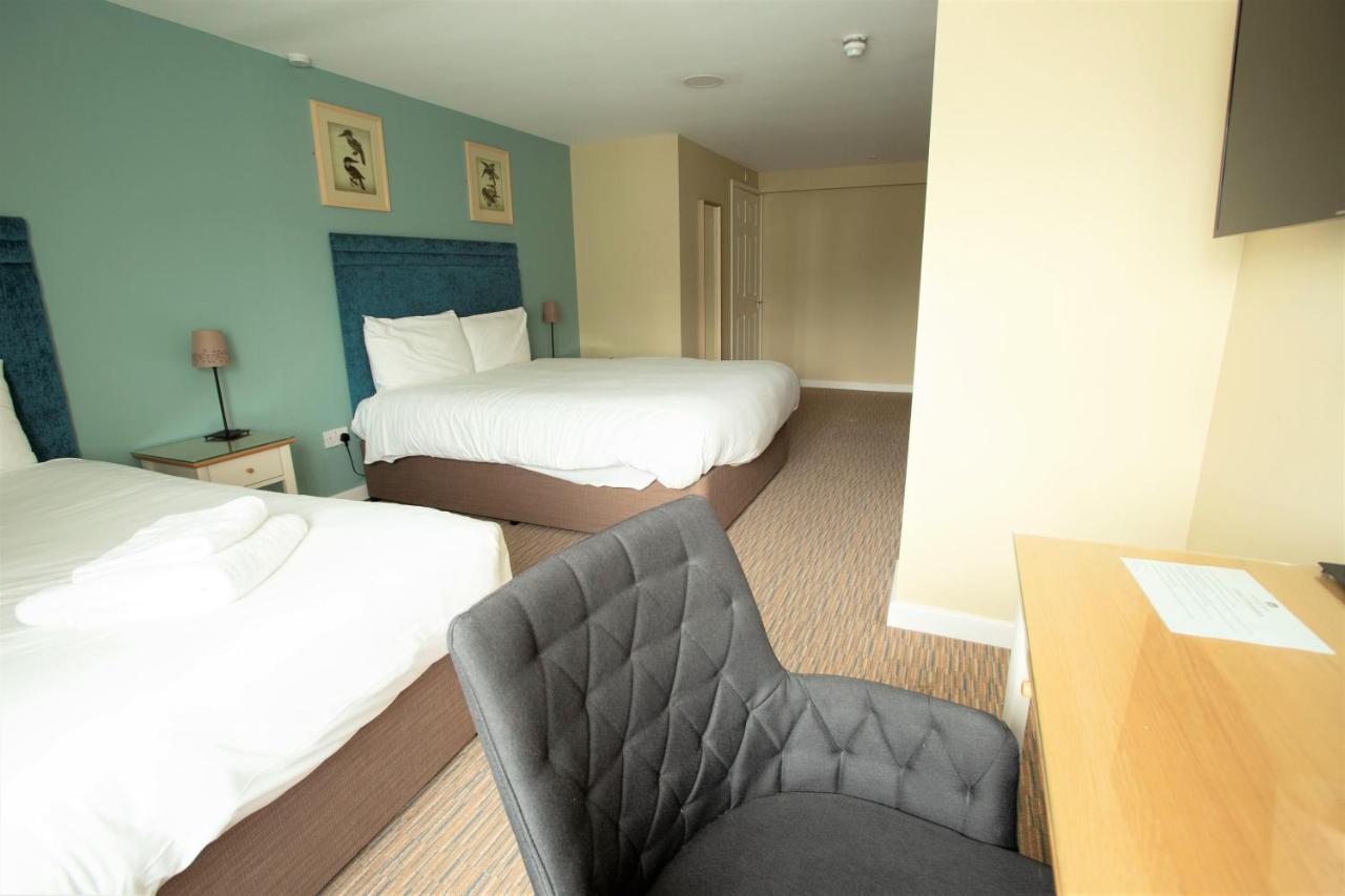 The Bridge House; Bw Signature Collection 3* Ferndown